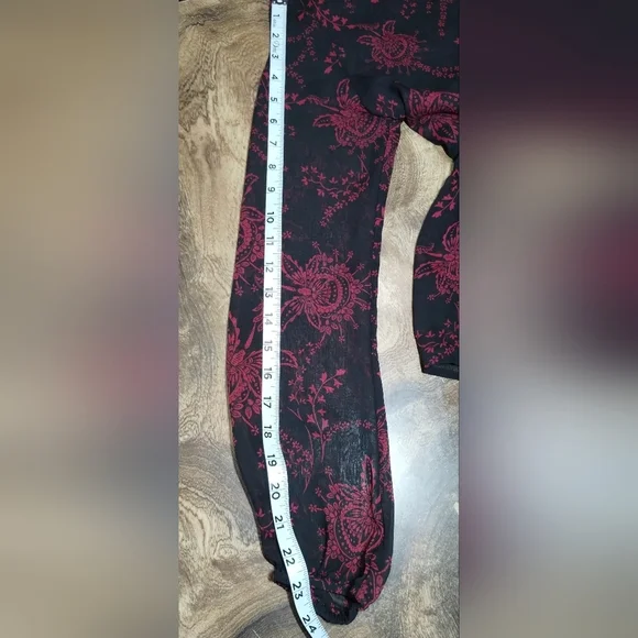 Express Black and Red Long Sleeve Blouse with Mandarin Collar - Picture 5 of 10